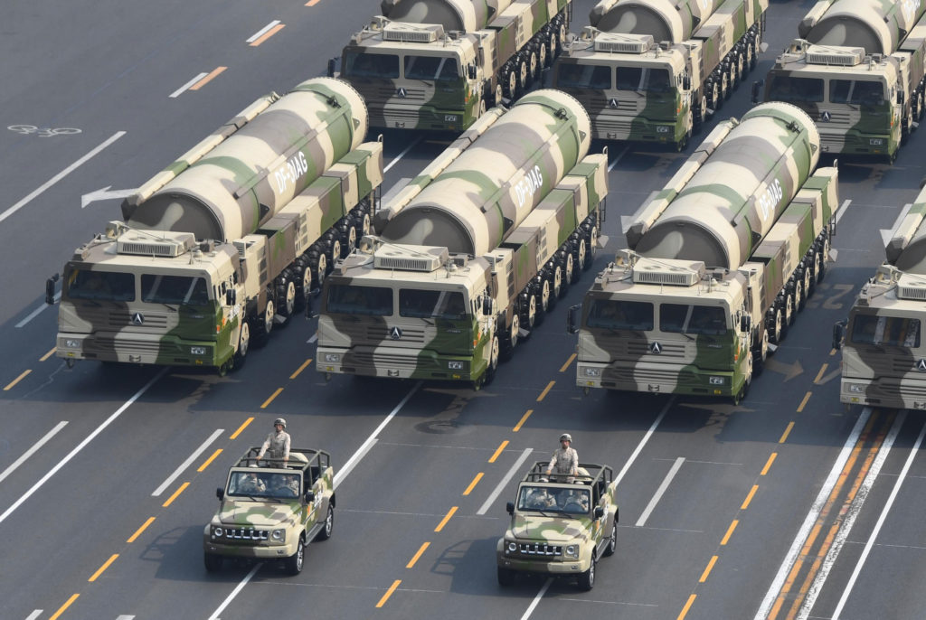 Grande parade balistique et aérienne à Pékin Aerospatium