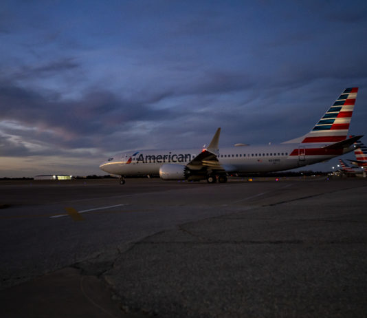 737 MAX American